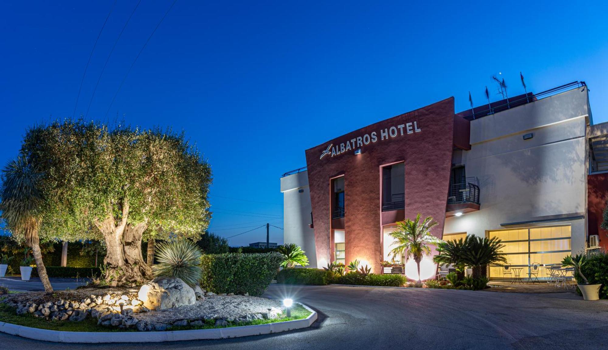 Albatros Hotel Siraküza Dış mekan fotoğraf